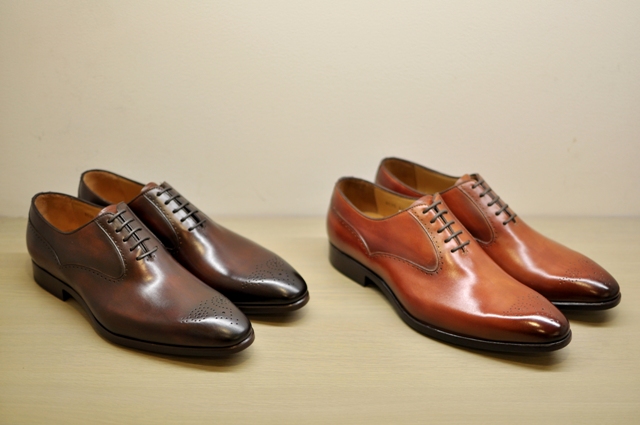 革靴26cmセール中カルロスサントス UK7≒26cm 公式サイトで新品なら5.4万円相当！
